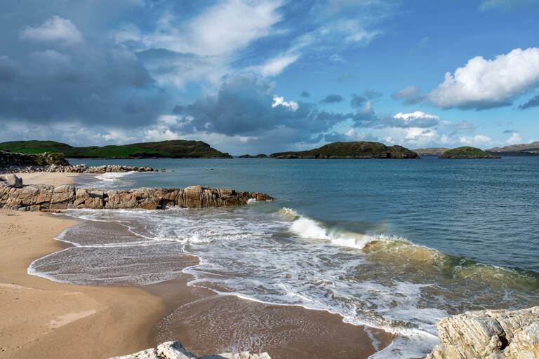 europe-ireland-wild-atlantic-way-beaches-01