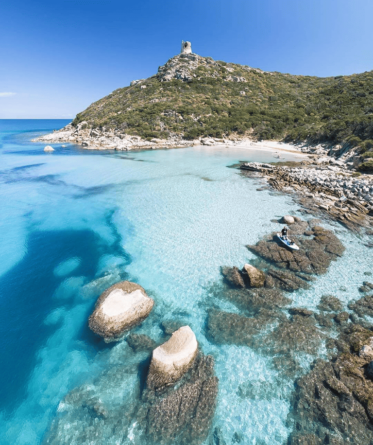 europe-italy-camping-spiaggia