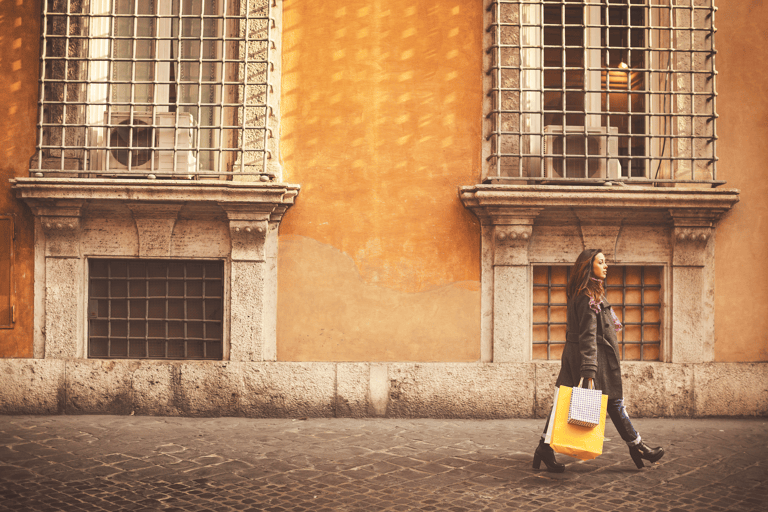 europe-italy-rome-shopping-woman-street-facades