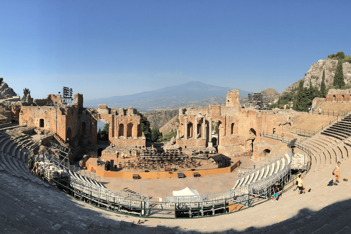 Waarom Taormina op je bucketlist hoort