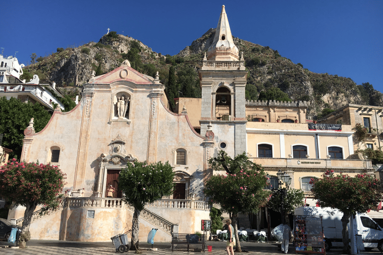 europe-italy-sicily-taormina-center