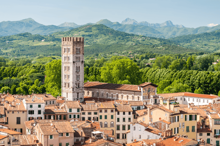 europe-italy-tuscany-blog-flydrive-tuscany-lucca-cityview
