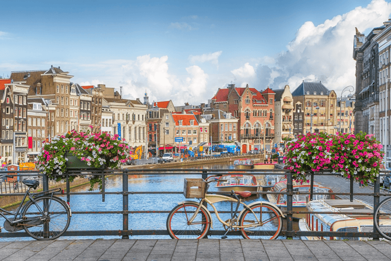 europe-netherlands-amsterdam-bridge-bicycles
