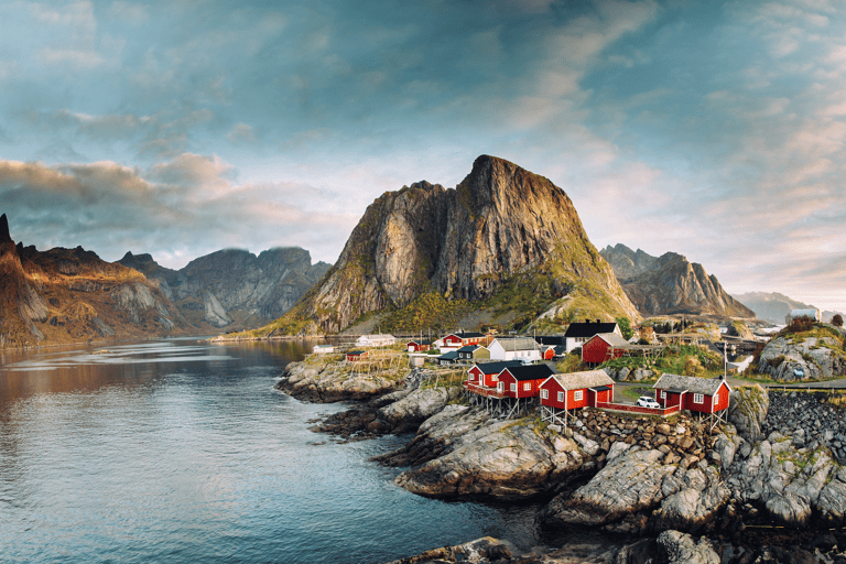 europe-norway-reine-town
