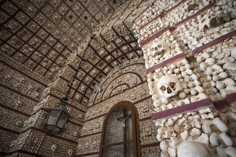 europe-portugal-faro-chapel-of-bones