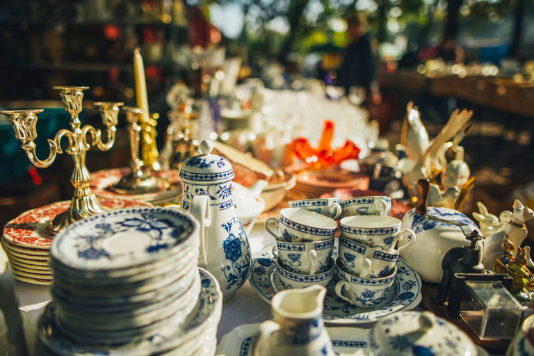 europe-portugal-lisbon-flea-market