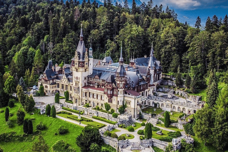 europe-romania-transylvania-halloween