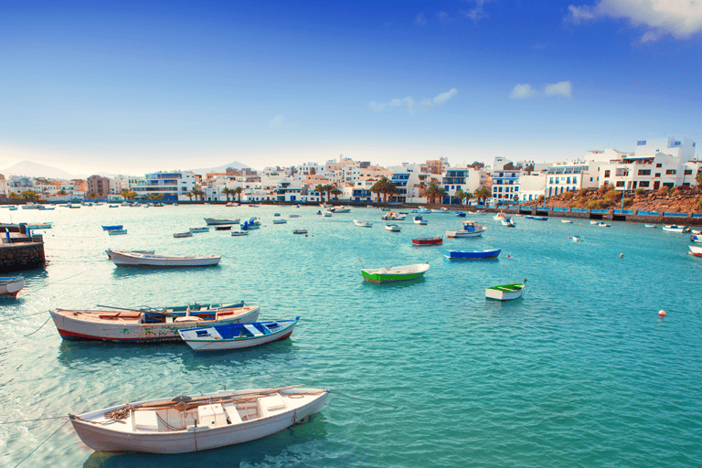europe-spain-lanzarote-boats-city
