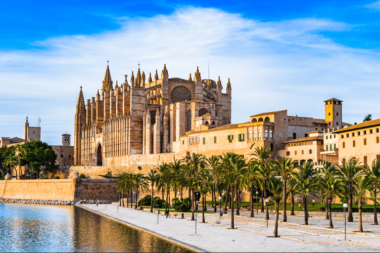 europe-spain-mallorca-palma-cathedral-2
