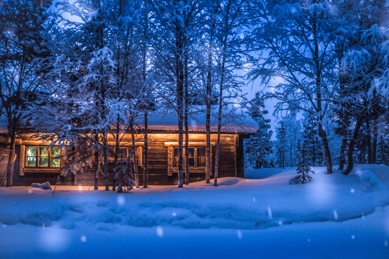 europe-sweden-cabin-snow-christmas-winter-wonderland