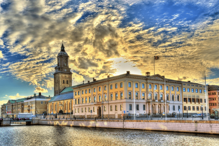 europe-sweden-gothenburg-church-river-clouds-sun