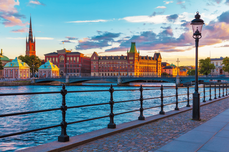 europe-sweden-stockholm-sunset-water