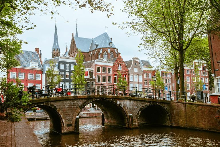 europe-the-netherlands-amsterdam-canal-boattrip