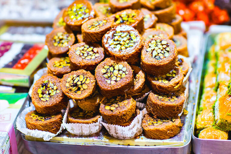 europe-turkey-istanbul-baklava