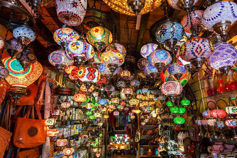 europe-turkey-istanbul-grand-bazaar-lamps