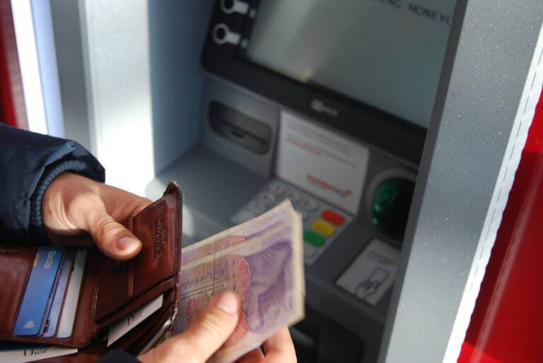 general-atm-cash-counting