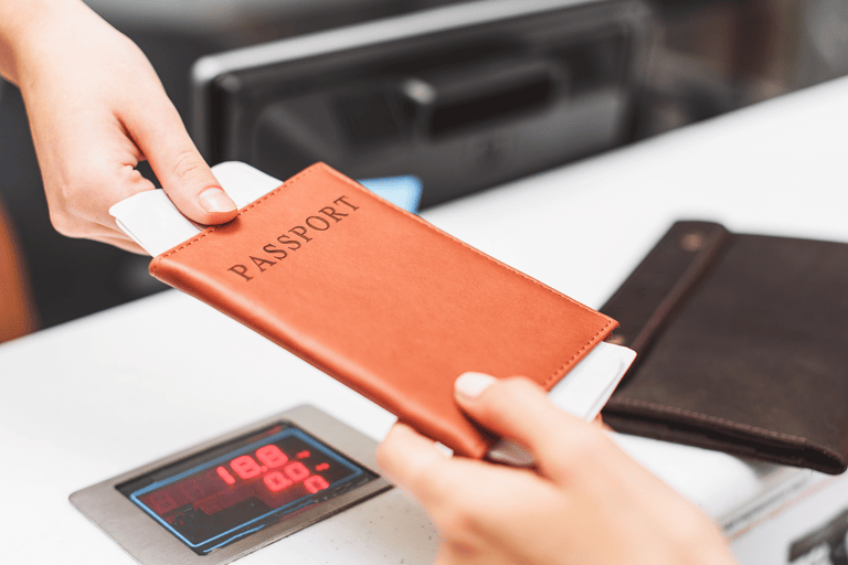 general-check-in-desk-pasport