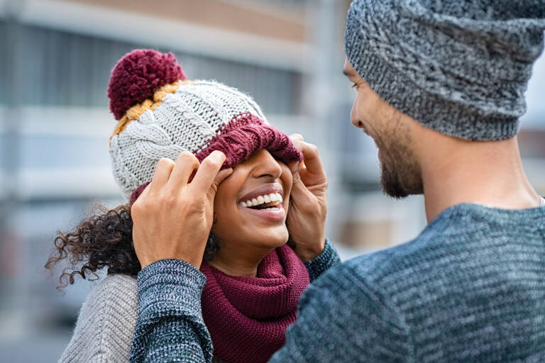 general-couple-wearing-winter-outfits