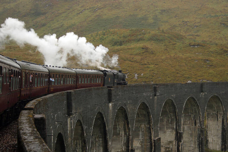 general-harry-potter-hogwarts-train