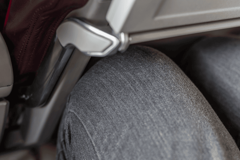 generic-airplane-legroom-narrow-space