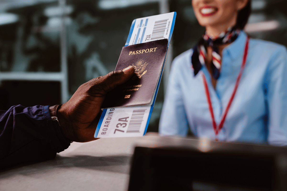 Pros and Cons of Travelling Internationally