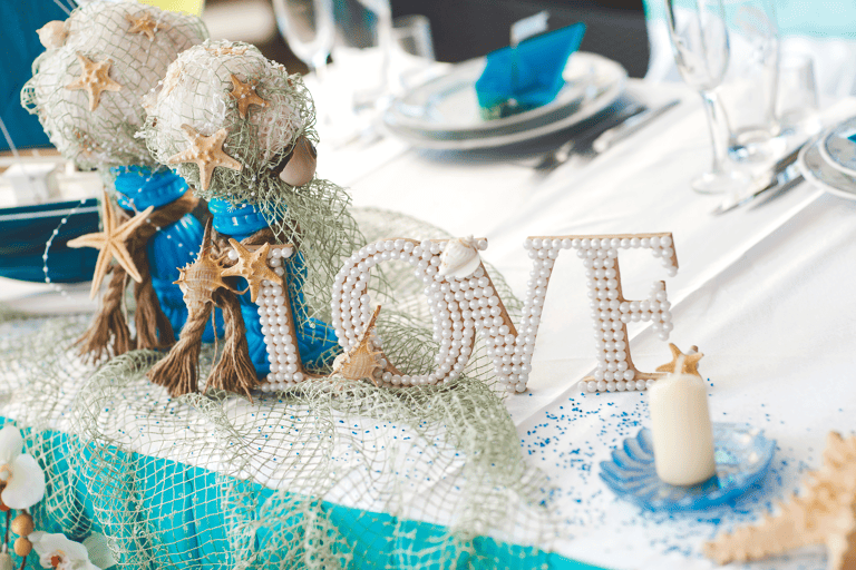generic-beach-theme-decor-on-table