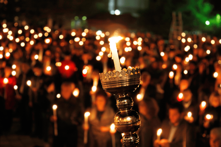 generic-candles-church-greek-easter