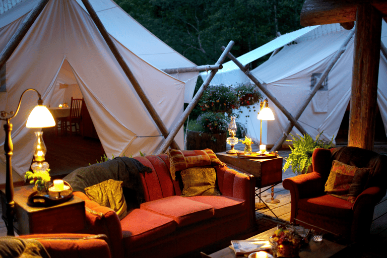 generic-glamping-outdoor-luxury-resort