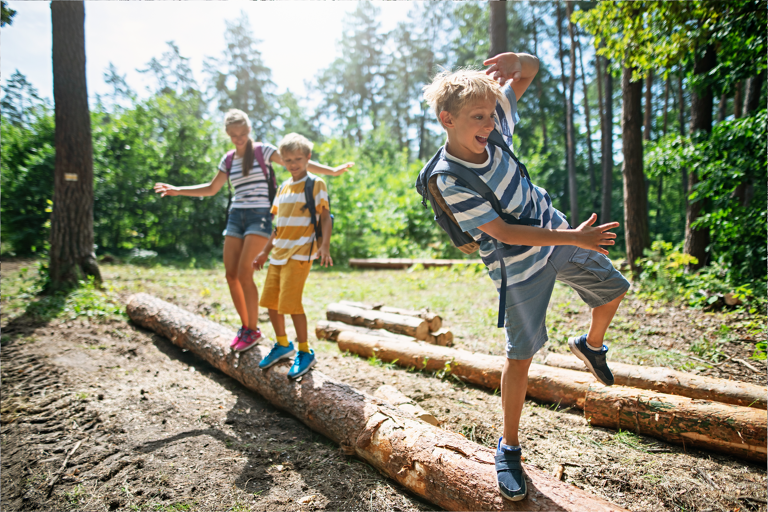 generic-kids-hiking-log