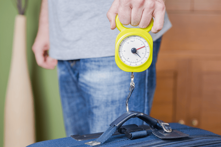 generic-man-weight-luggage