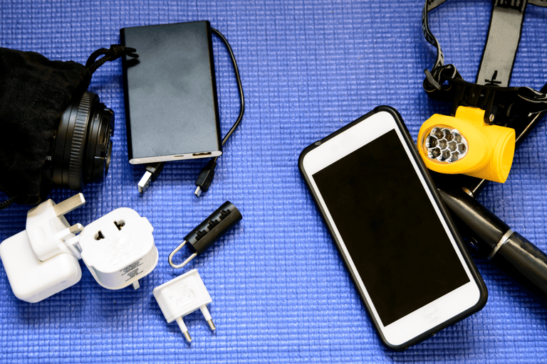 generic-phone-charger-adapter-plug