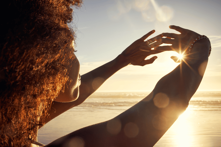 generic-woman-beach-heart