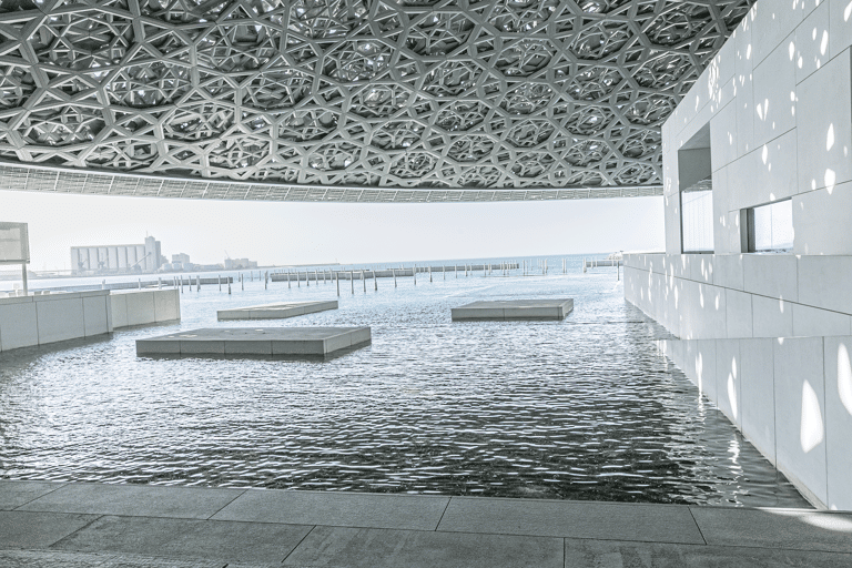 guest-blogger-uzy-nwachukwu-louvre-abu-dhabi-architecture-1