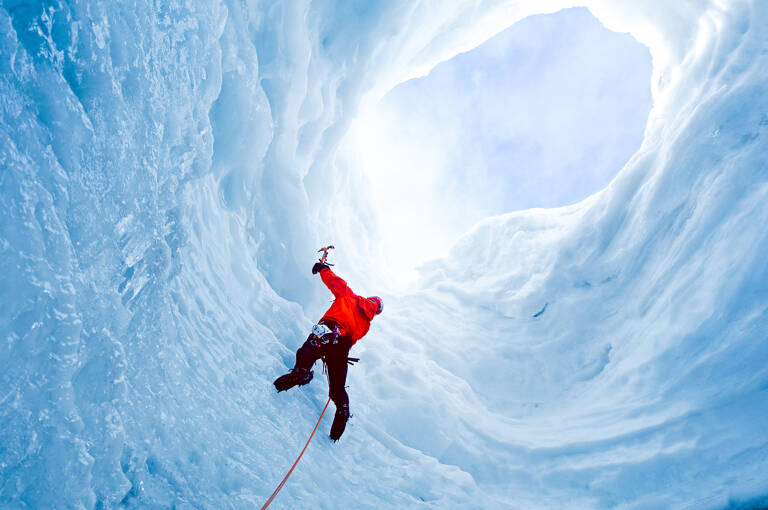 iceland-langjokull-glacier-climbing