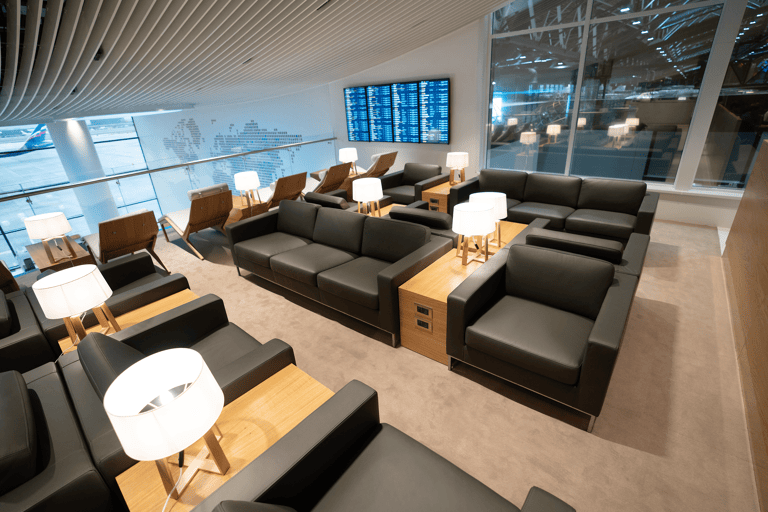 lounge-at-airport
