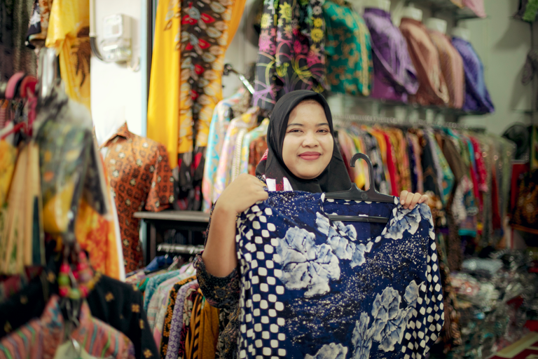 malaysia-kuala-lumpur-batik-shop