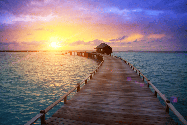 maldives-sunset-walkway-hut
