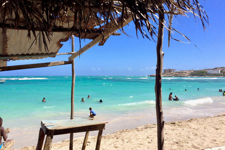 mid-america-caribbean-jamaica-kingston-blue-bay