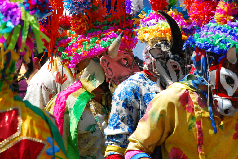 mid-america-mexico-mazatlan-carnival