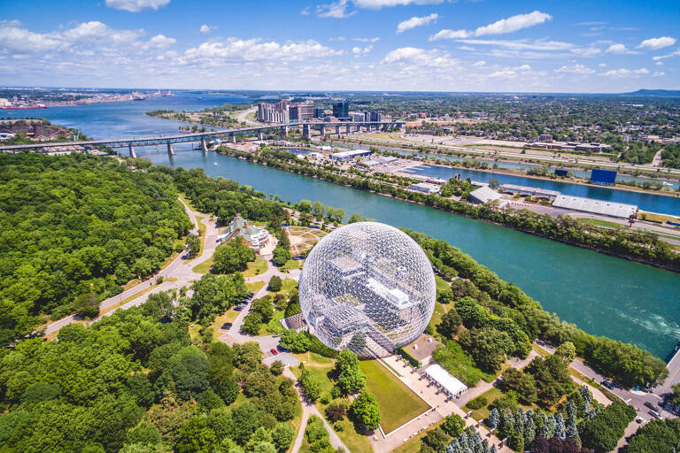 north-america-canada-montreal-sunny-view