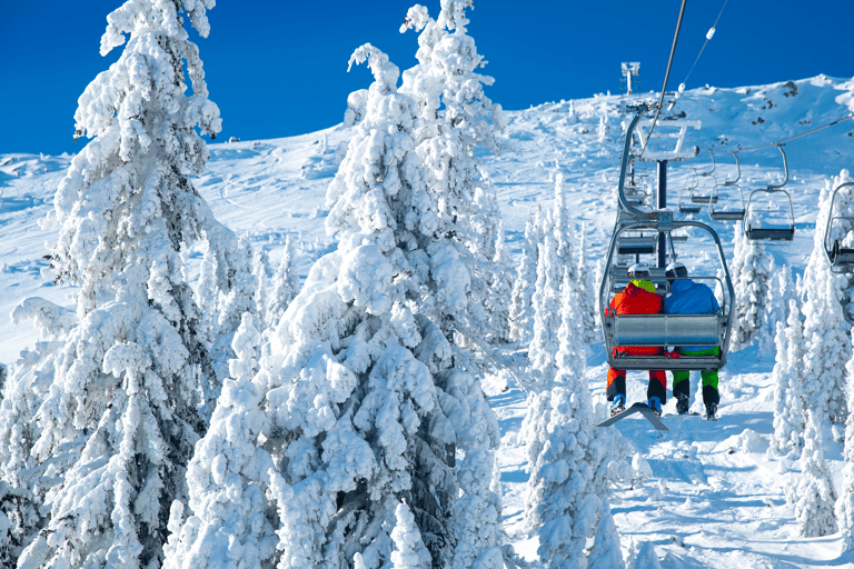 north-america-canada-wintersport-ski-lift
