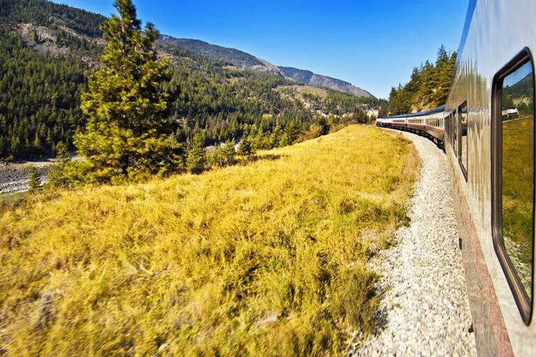 north-america-unitedstates-rocky-mountains-train-BLOG