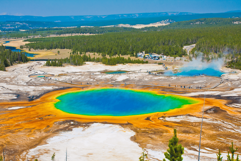 north-america-wyoming-yellowstone