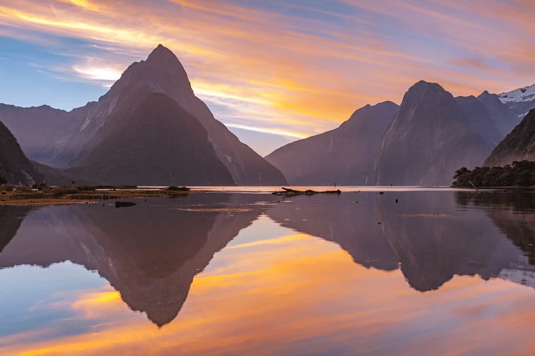 oceania-new-zealand-milford-sound-twilight-nature