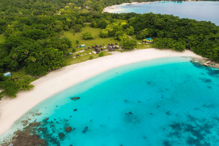 oceania-vanuatu-espiritu-santo-champagne-beach