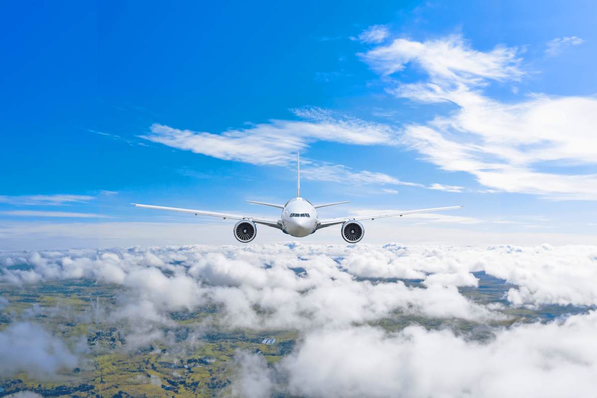 Enjoy your long-haul flight with these 12 comfort strategies