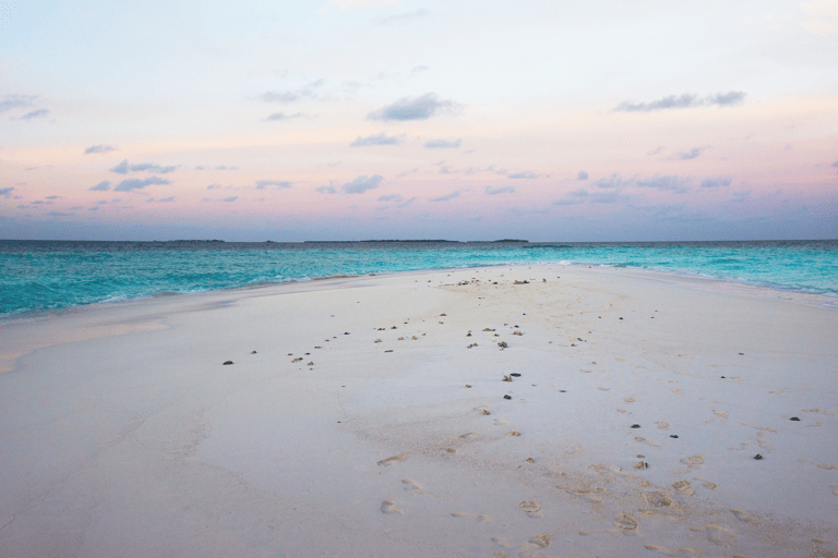 shannen-asia-maldives-sand-bank-sunset