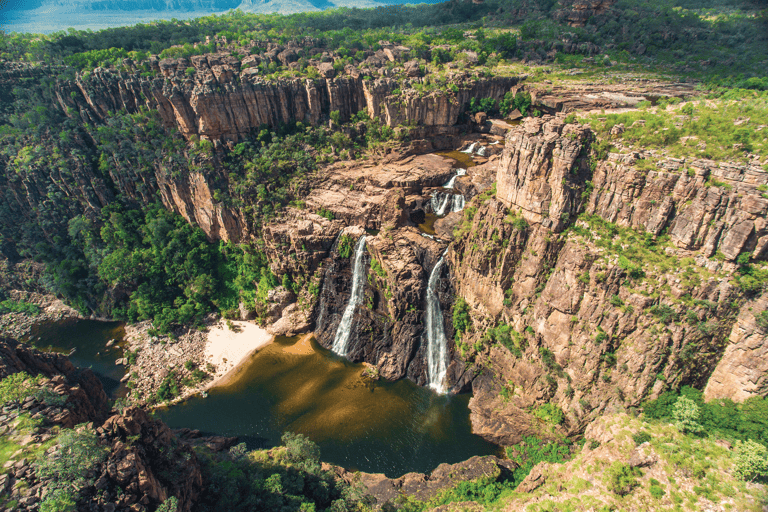 ta-australia-northern-territory-kakadu-twin-falls