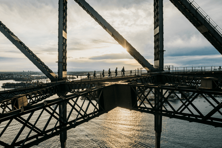 tb-australia-sydney-bridge-climb-2