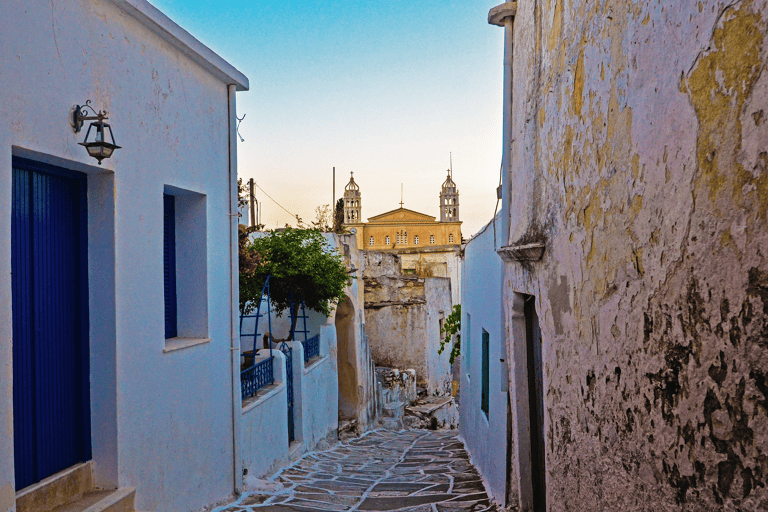 tb-greece-europe-greece-paros-street